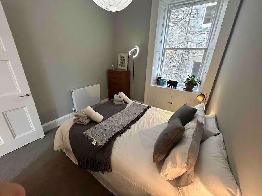 Timber Bush Apartments Edinburgh